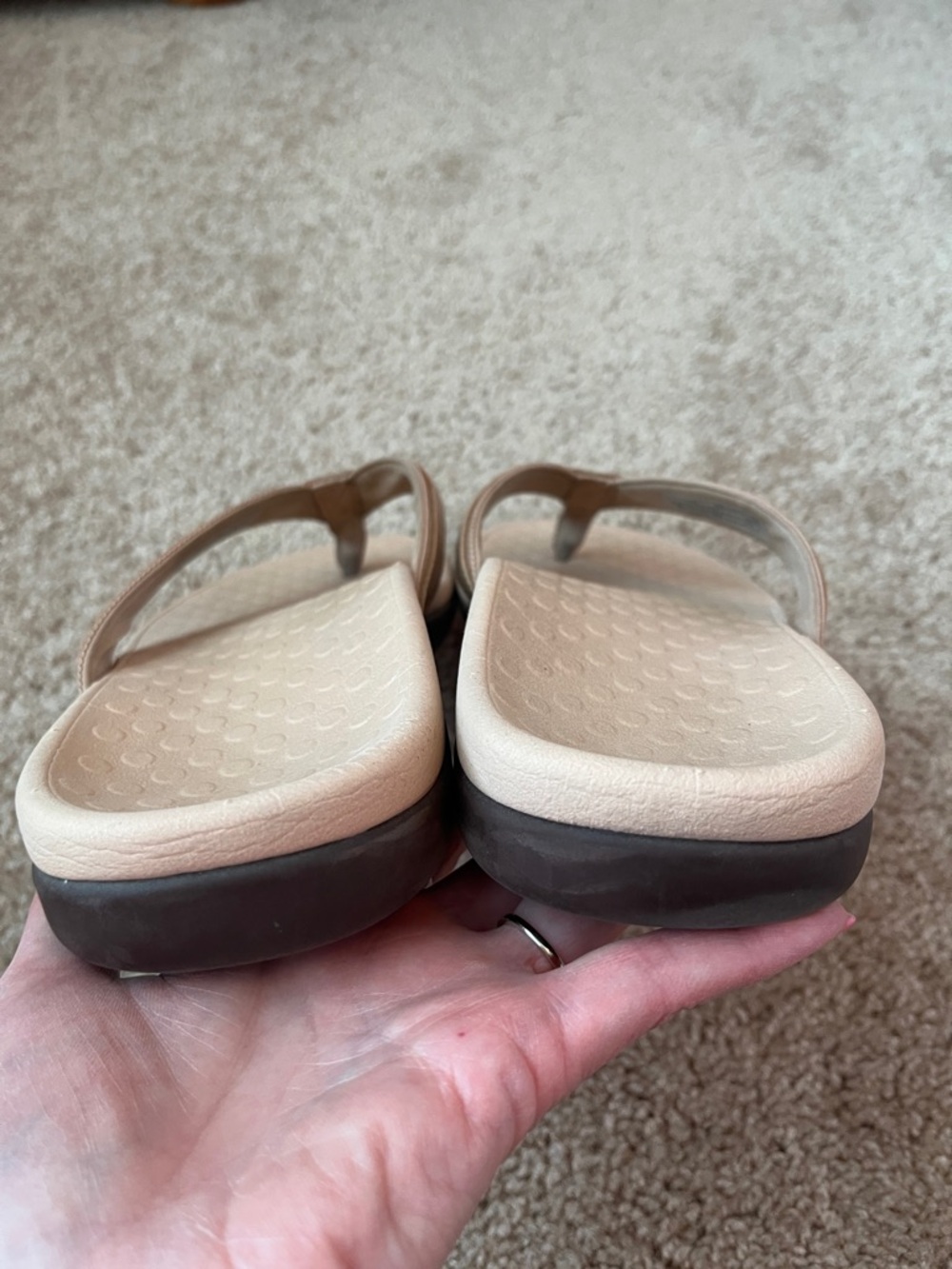 Vionic Tide Sandals - Picture 4 of 7